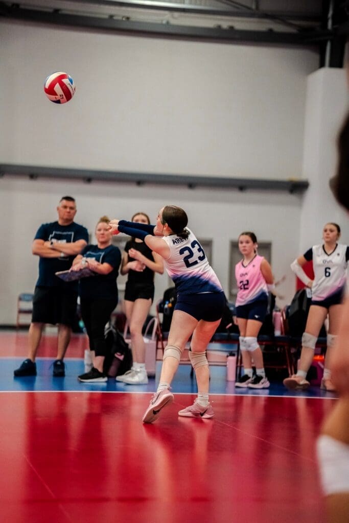 girls playing volyball oasis volleyball academy